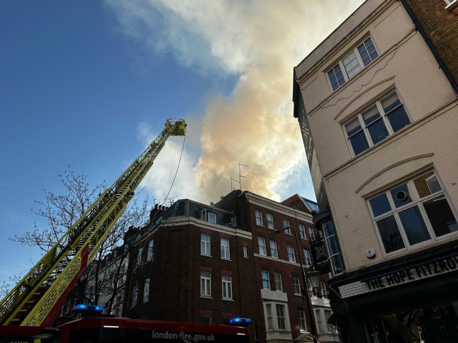 Six fire engines and around 40 firefighters are at the scene of a fire near Tottenham Street in #Fitzrovia. Please avoid the area and keep windows and doors closed due to smoke travel.