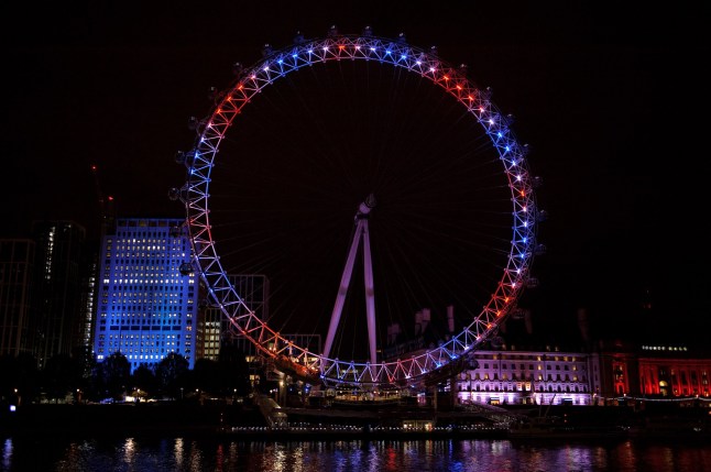 WINDSOR, - MAY 06: Iconic London landmark known as the London Eye is seen illuminated in red, white and blue to celebrate the birth of Harry and Meghan's baby boy on May 06, 2019. Meghan, Duchess of Sussex, gave birth to a baby boy weighing 7lbs 3oz at 05:26 BST. (Photo by GOR/Getty Images)